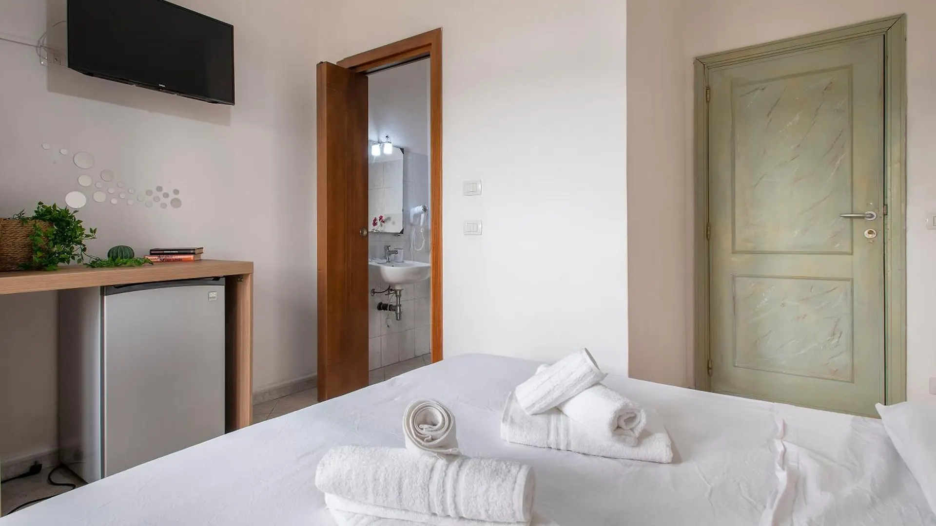 Oasis Guest House 阿尔盖罗