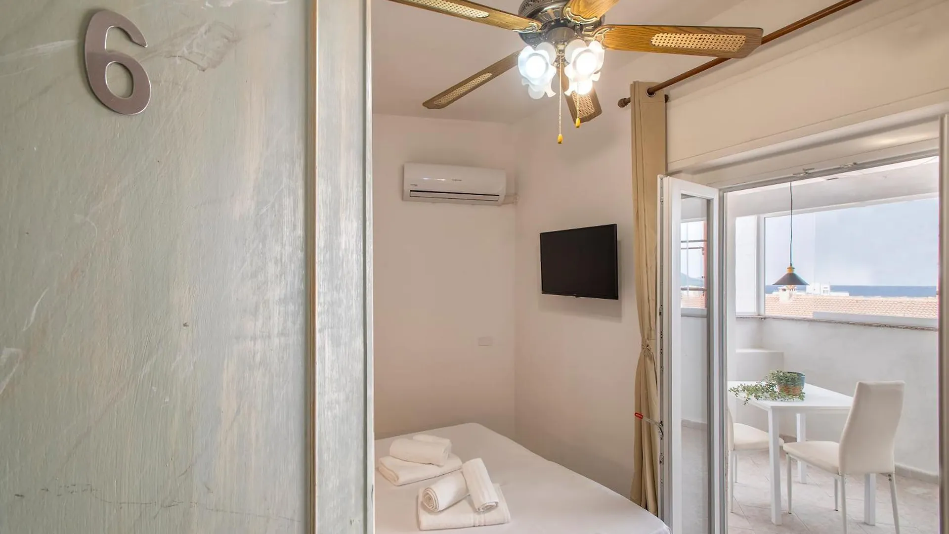 Oasis Guest House 阿尔盖罗