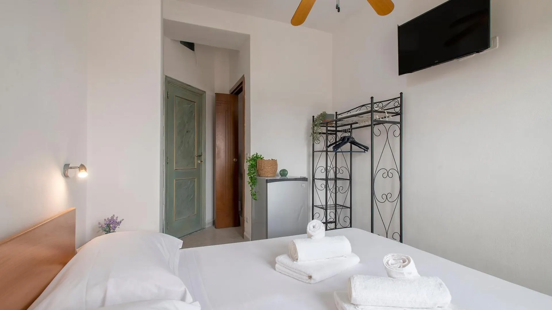 Oasis Guest House 阿尔盖罗