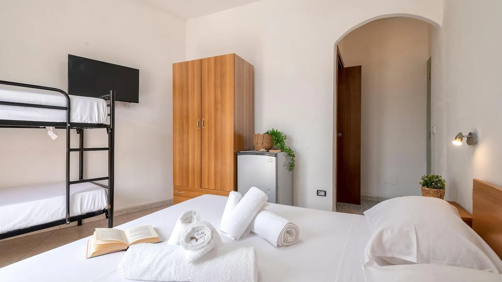 Oasis Guest House 阿尔盖罗